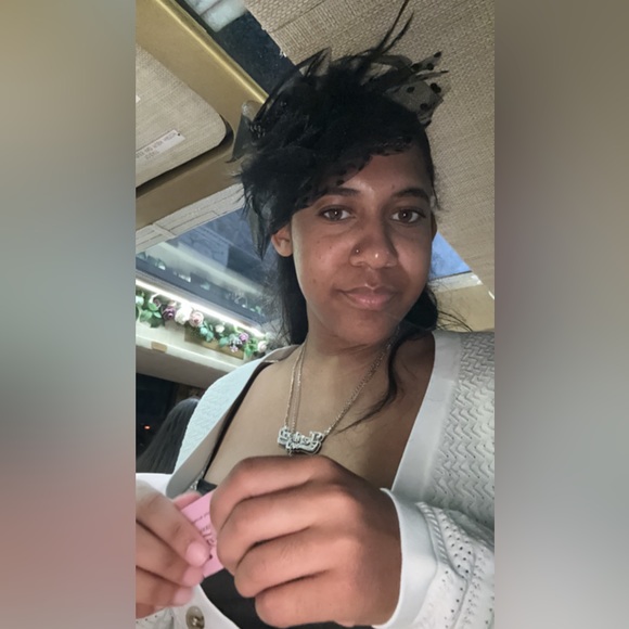 Meet your Posher, J. - Picture 1 of 1